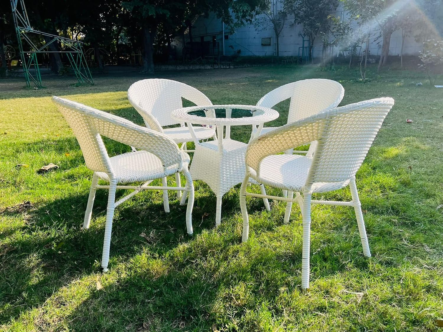 Vallez Outdoor Patio Set| Durable Garden Furniture-4 Chairs + 1 Table White